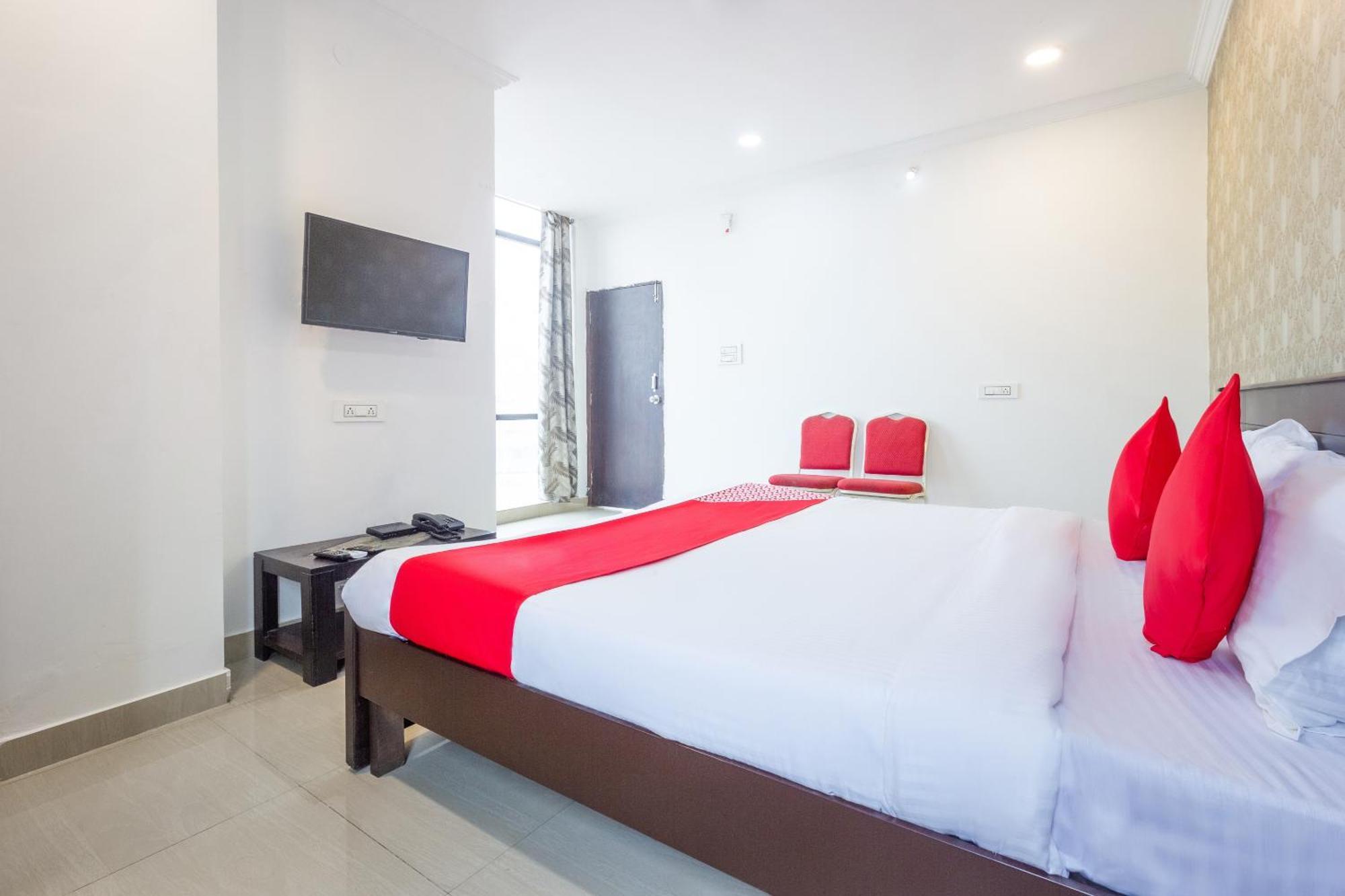 Hotel O Alpine Glow Heights Trimulgherry Bagian luar foto